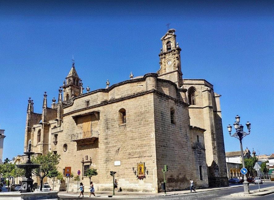 Apartamentos Iglesia De Santiago Jerez de la Frontera Eksteriør billede