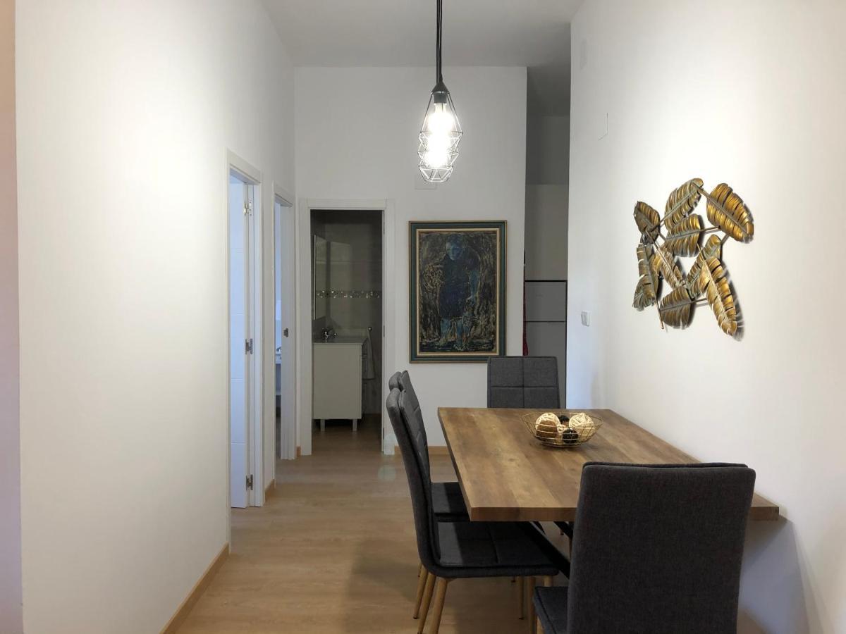 Apartamentos Iglesia De Santiago Jerez de la Frontera Eksteriør billede