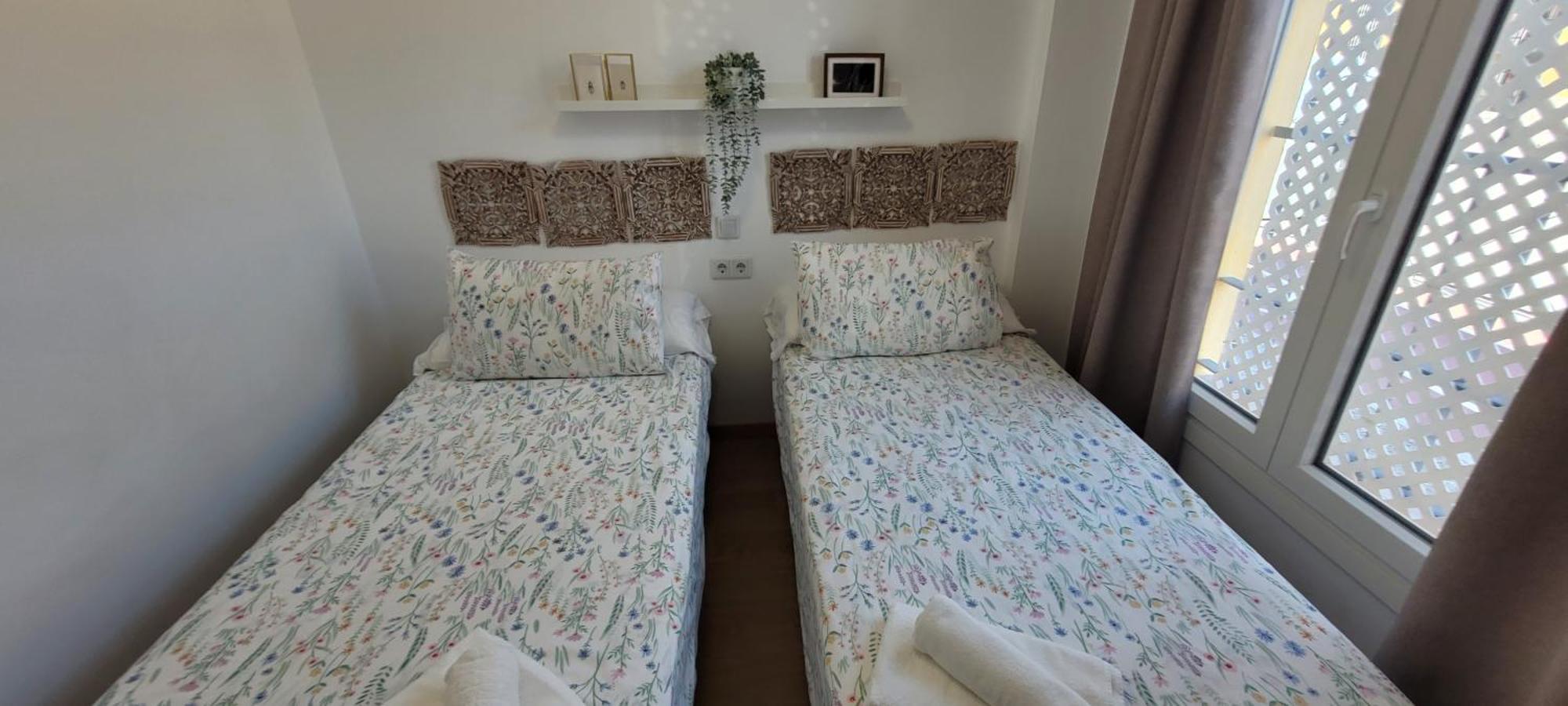 Apartamentos Iglesia De Santiago Jerez de la Frontera Eksteriør billede